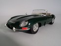 1:18 - Bburago - Jaguar - Type E - 1961 - Green - Street - Cabriolet - 0